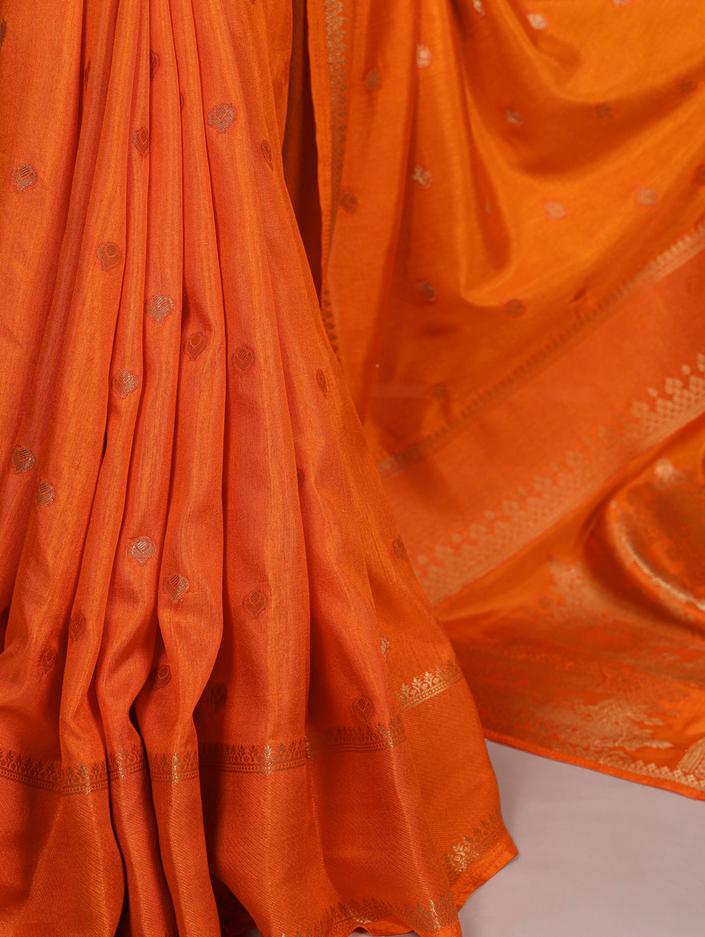 Orange Color Roop Silk Zari Weaving Saree with Unstitched Blouse