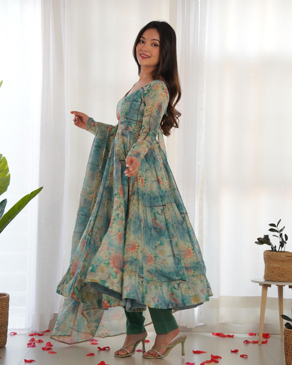 Vishnupriya green soft organza silk printed suit set
