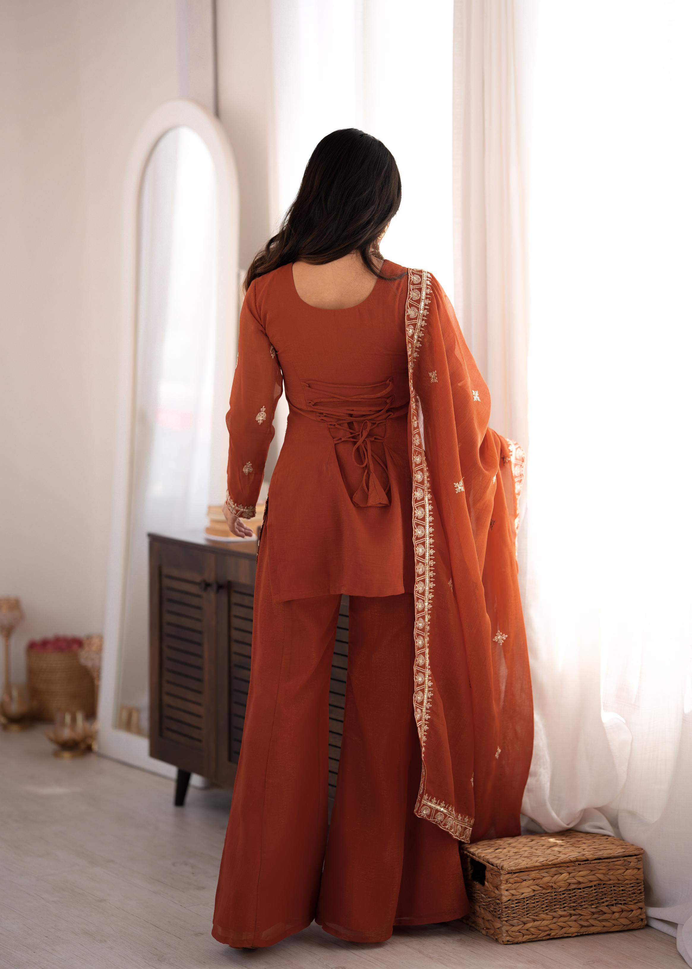 CRUNCHY SILK FABRIC WITH EMBROIDERY SEQUENCE AND JARI WORK WITH BACK SIDE FANCY DORI PATTERN
