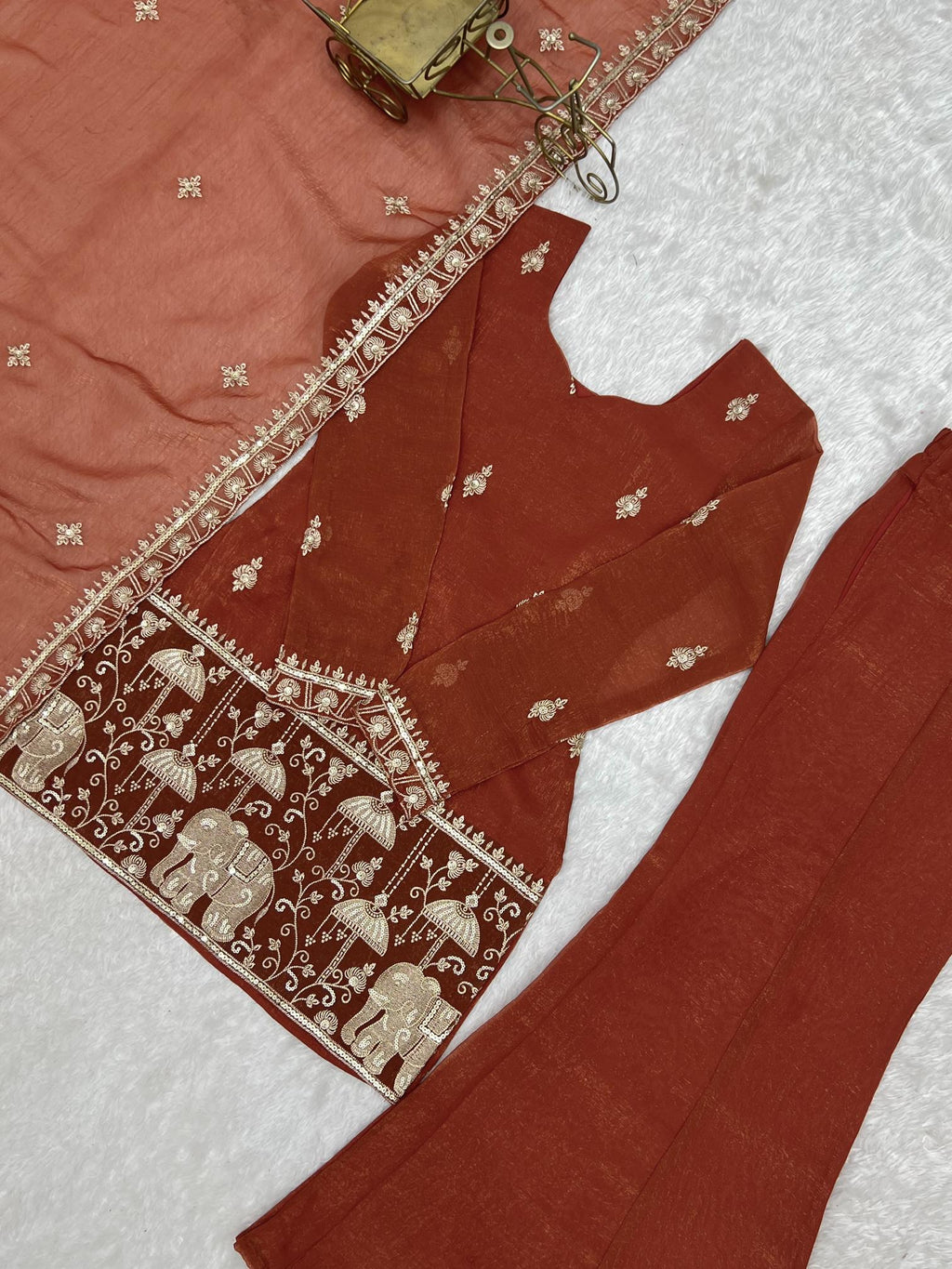 CRUNCHY SILK FABRIC WITH EMBROIDERY SEQUENCE AND JARI WORK WITH BACK SIDE FANCY DORI PATTERN