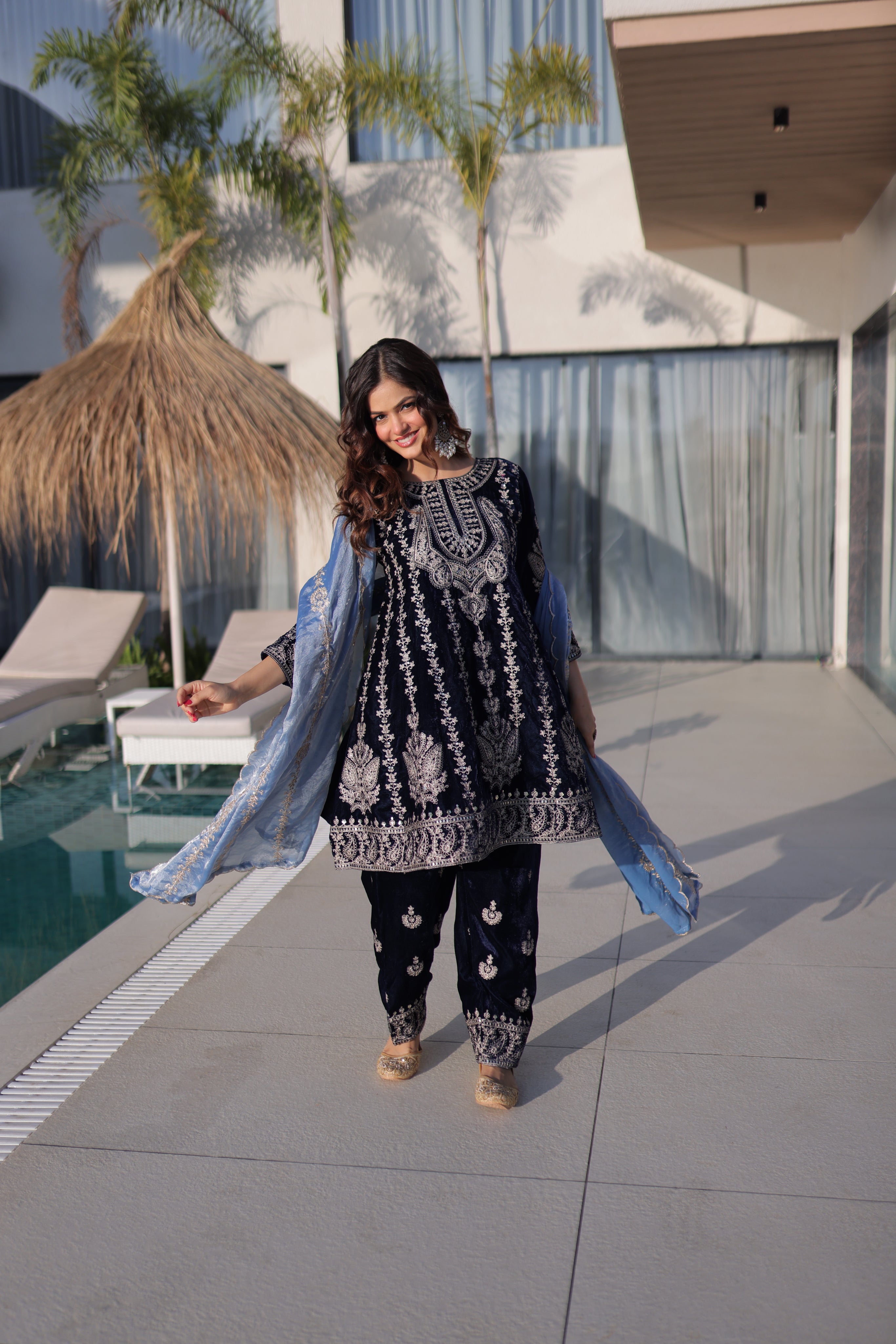 Roshni Navy Blue Color Velvet Rich Zari Embroidered Work Kurti Set