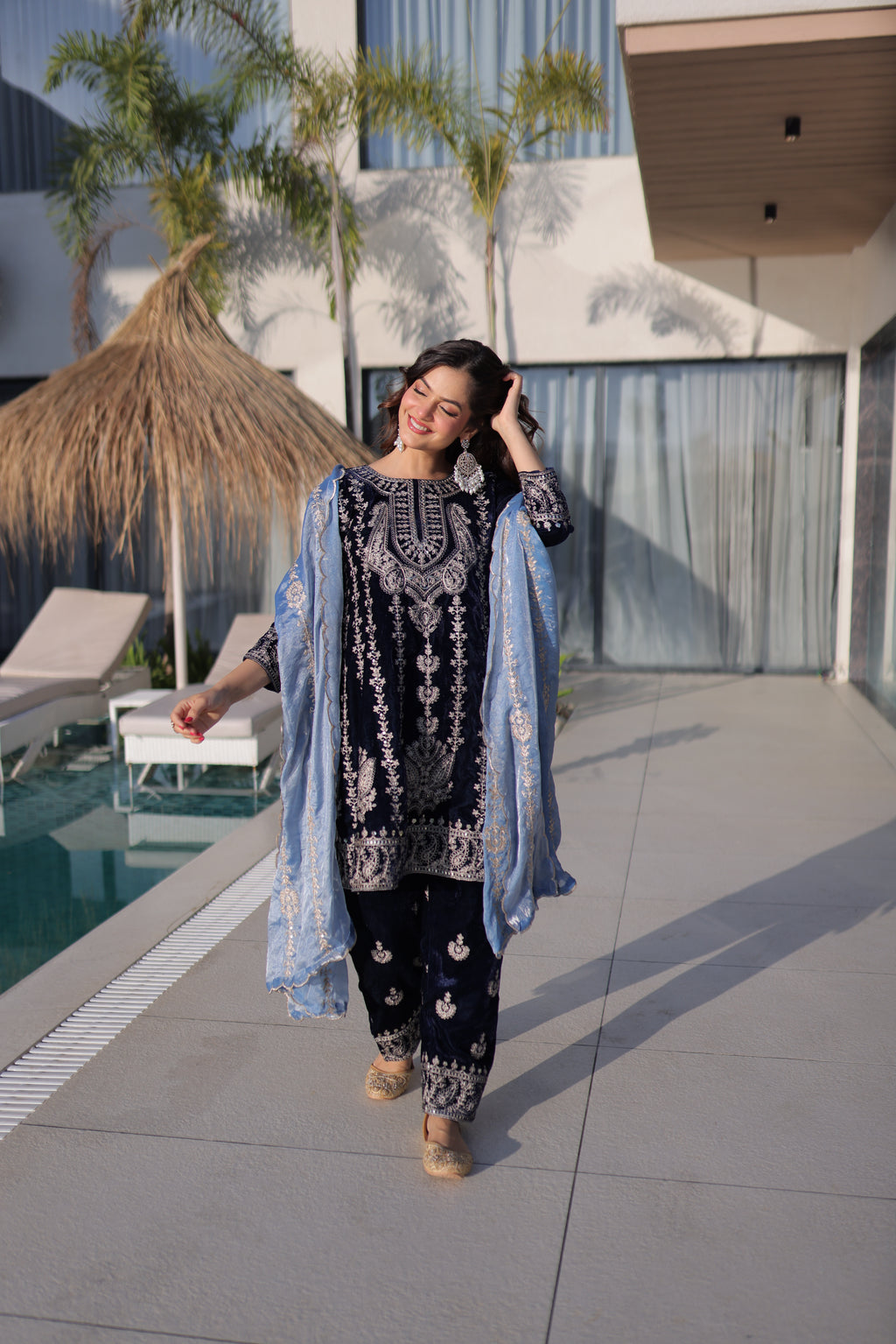 Roshni Navy Blue Color Velvet Rich Zari Embroidered Work Kurti Set