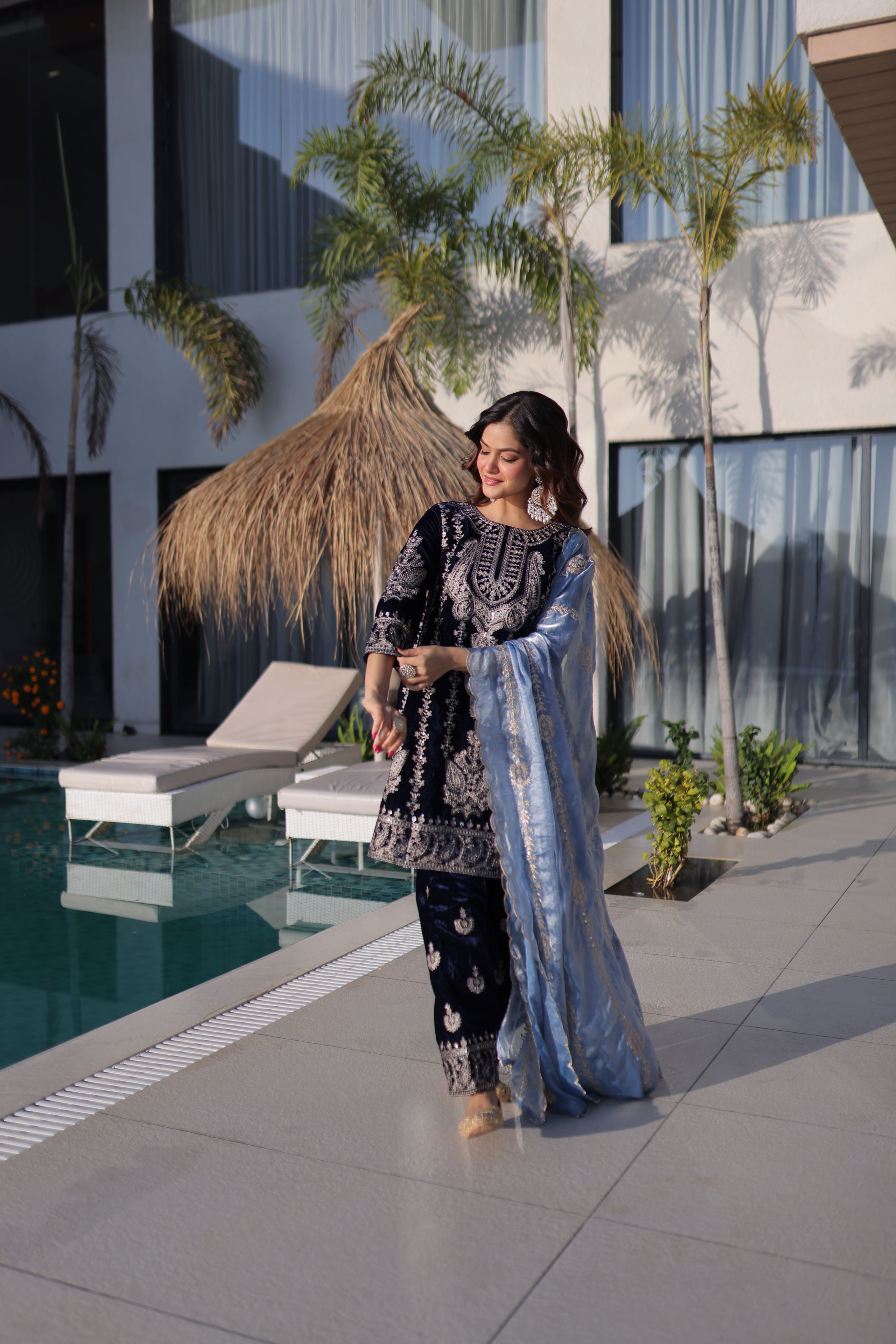 Roshni Navy Blue Color Velvet Rich Zari Embroidered Work Kurti Set