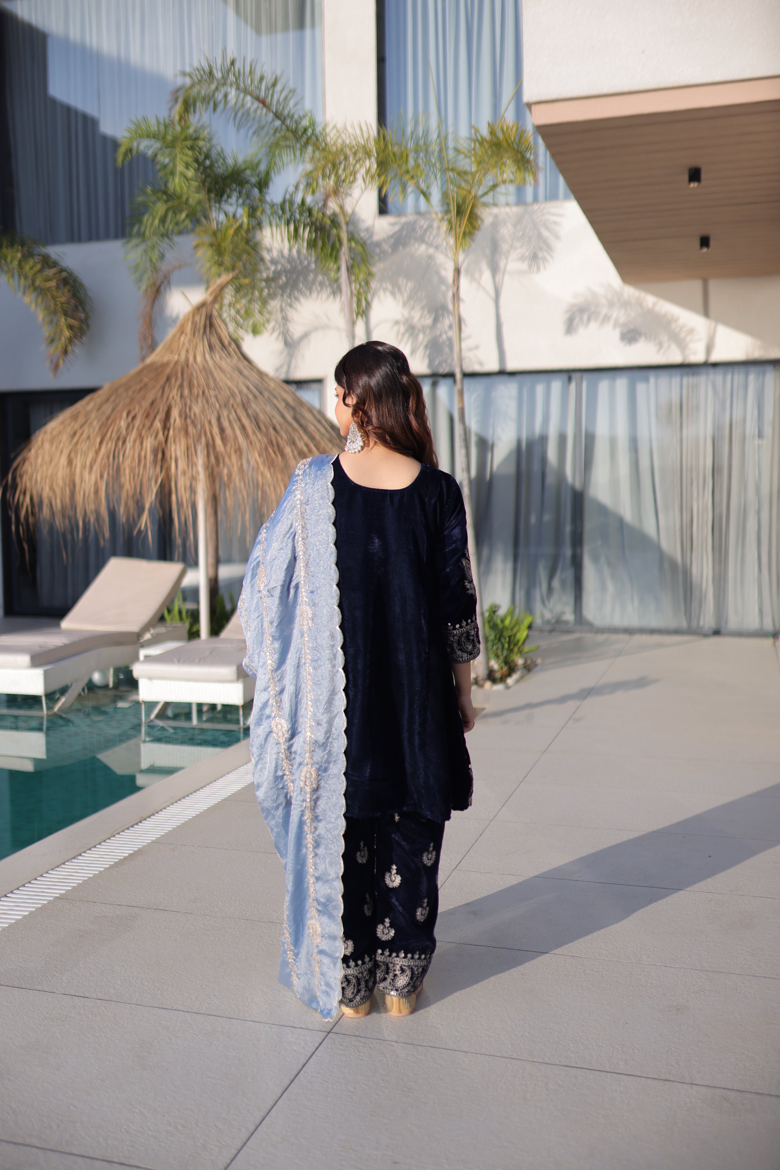 Roshni Navy Blue Color Velvet Rich Zari Embroidered Work Kurti Set