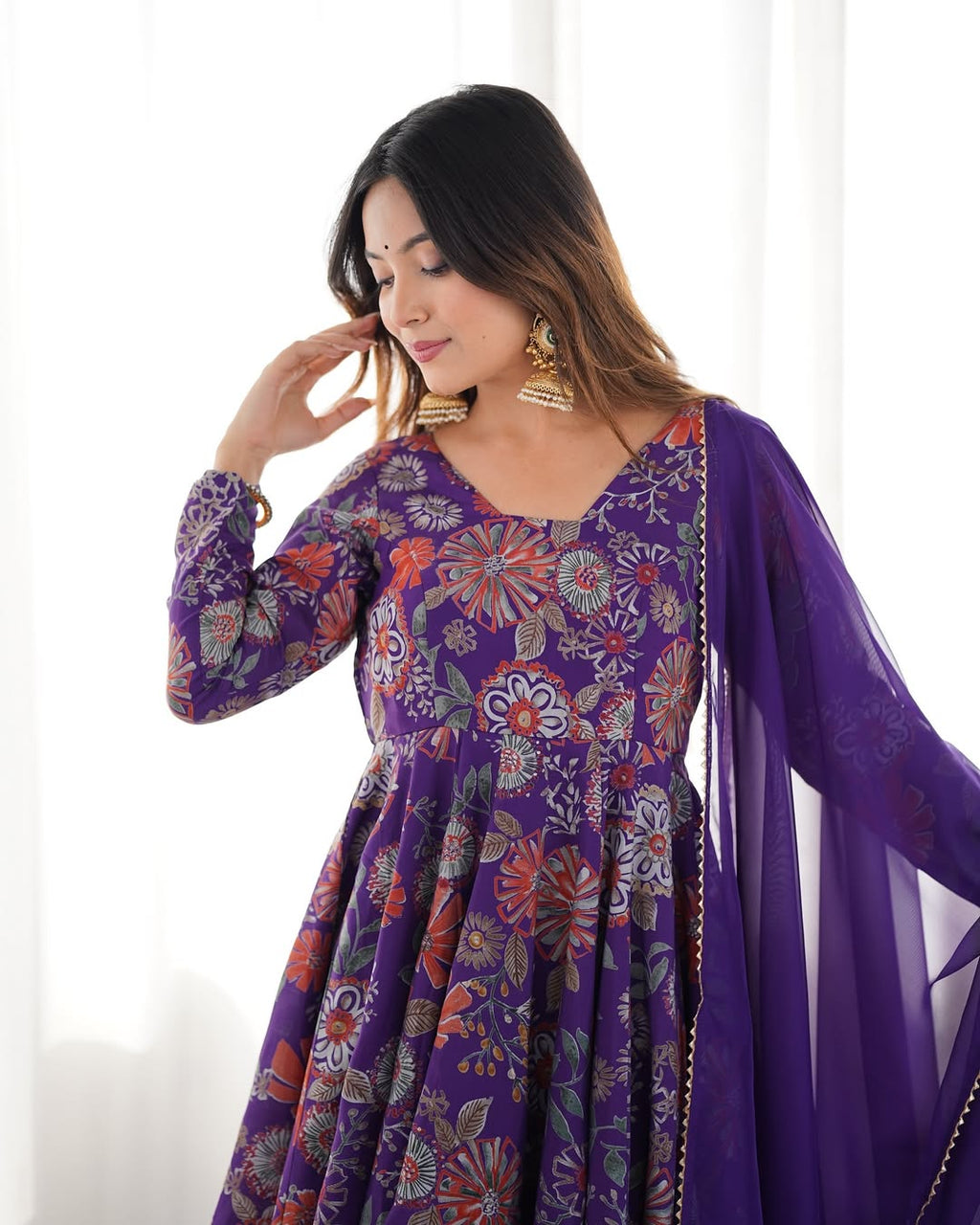 Karisma Purple Kurti Plazzo Set – Roman Silk Chanderi kurti with elegant discharge print, paired with plain silk plazzo and organza dupatta with lace border; lightweight, regal ethnic wear for festive and everyday elegance.