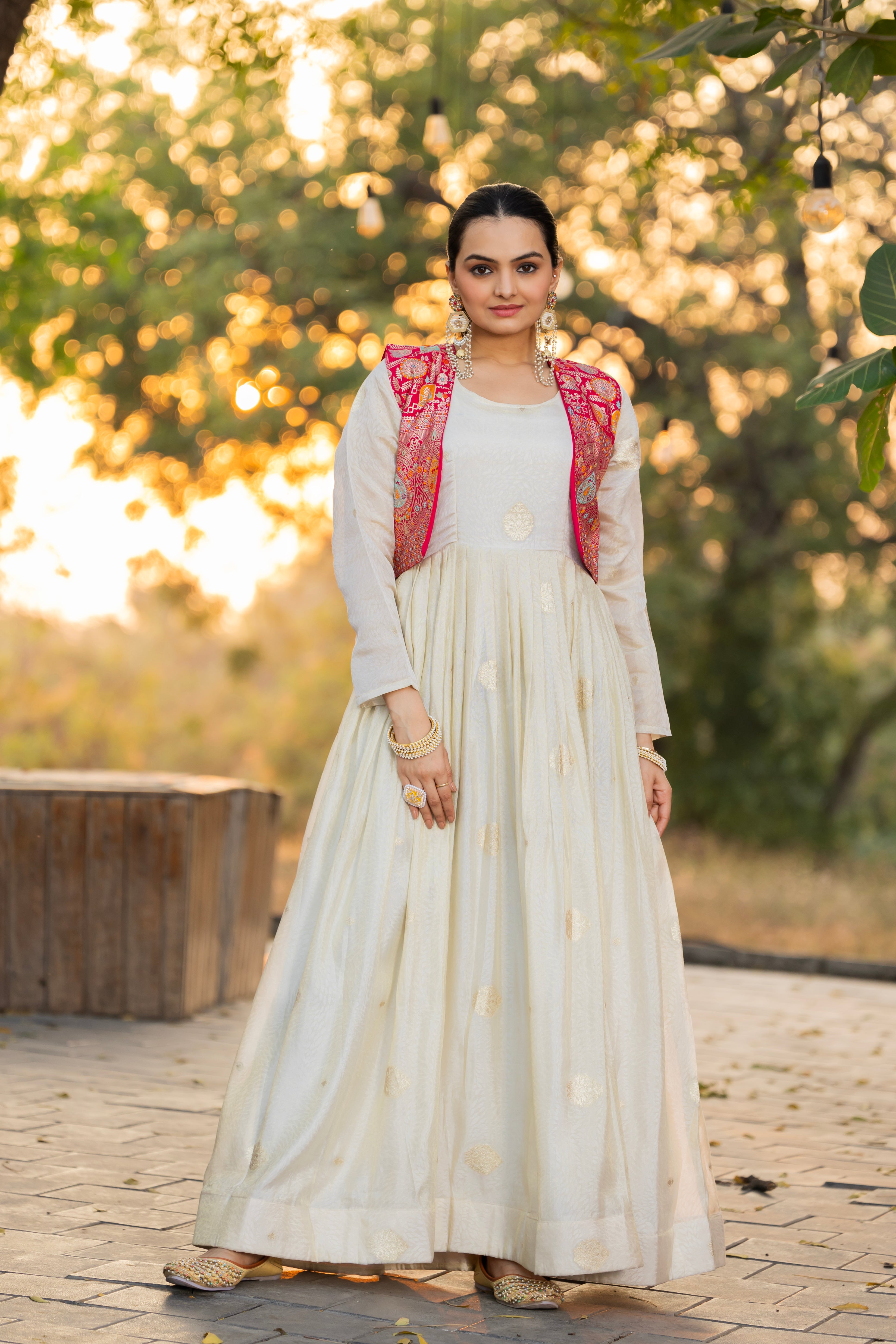 Off-white jacquard butti gown with pink koti