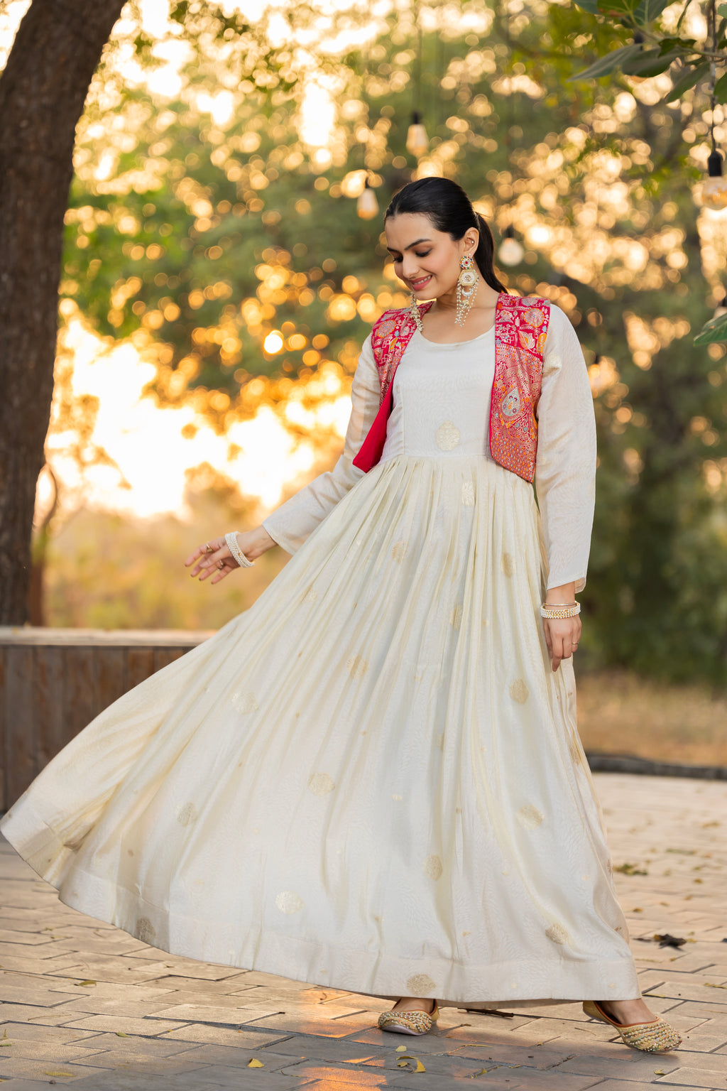 Off-white jacquard butti gown with pink koti