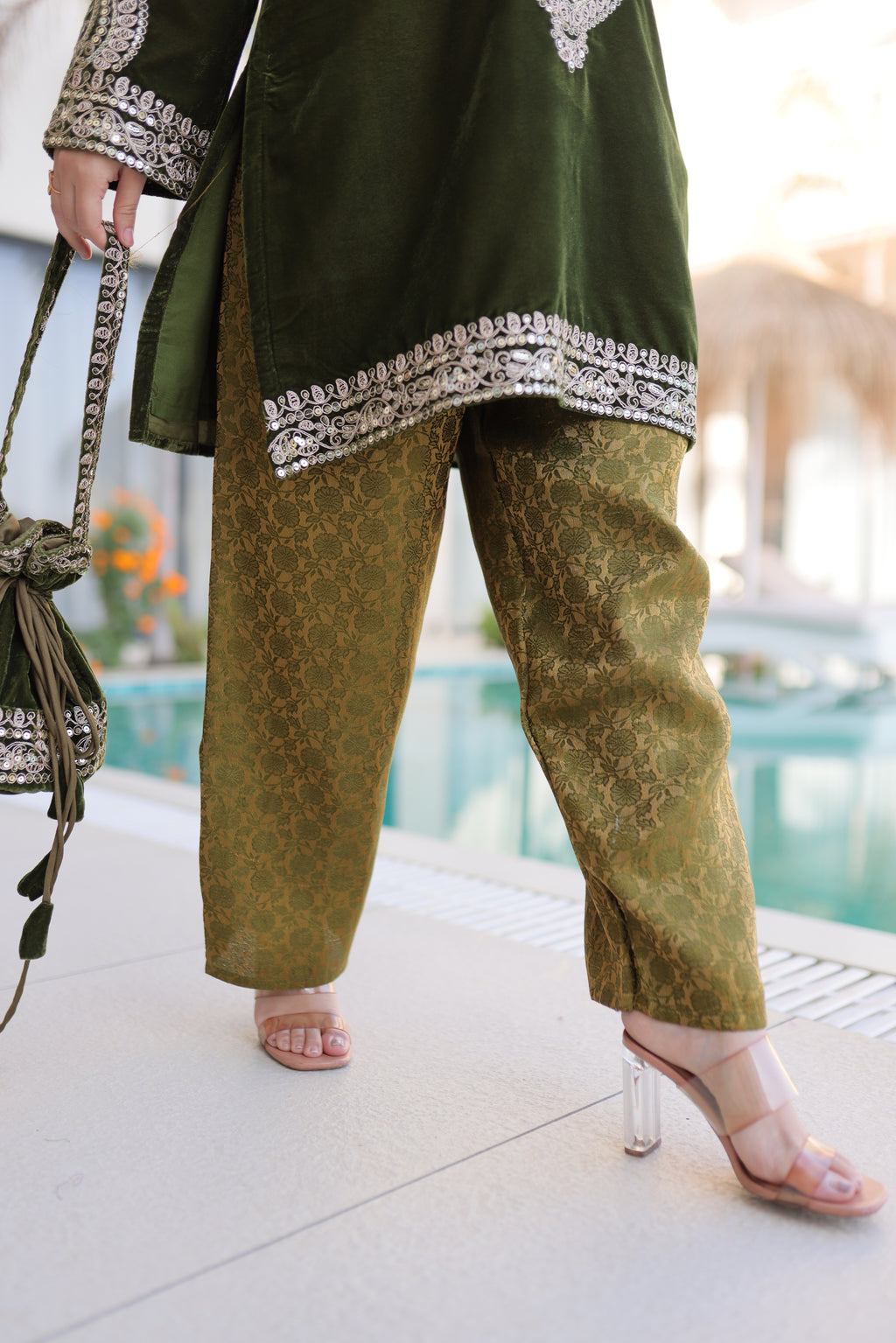 Selina green velvet zari coding embroidered short kurti set with batwa
