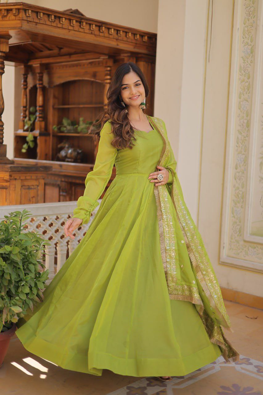 Kamakshi green russian silk anarkali gown set