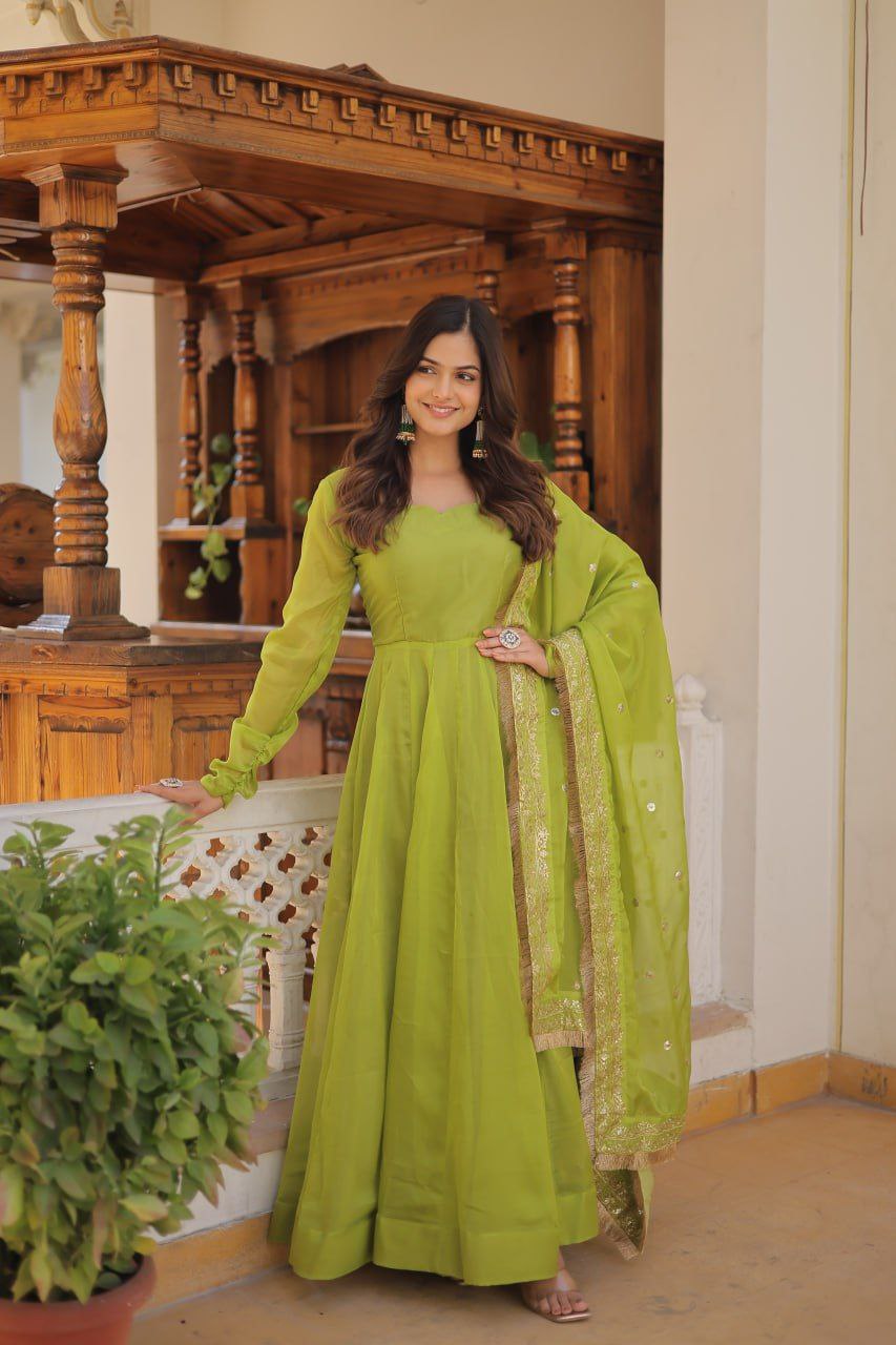 Kamakshi green russian silk anarkali gown set