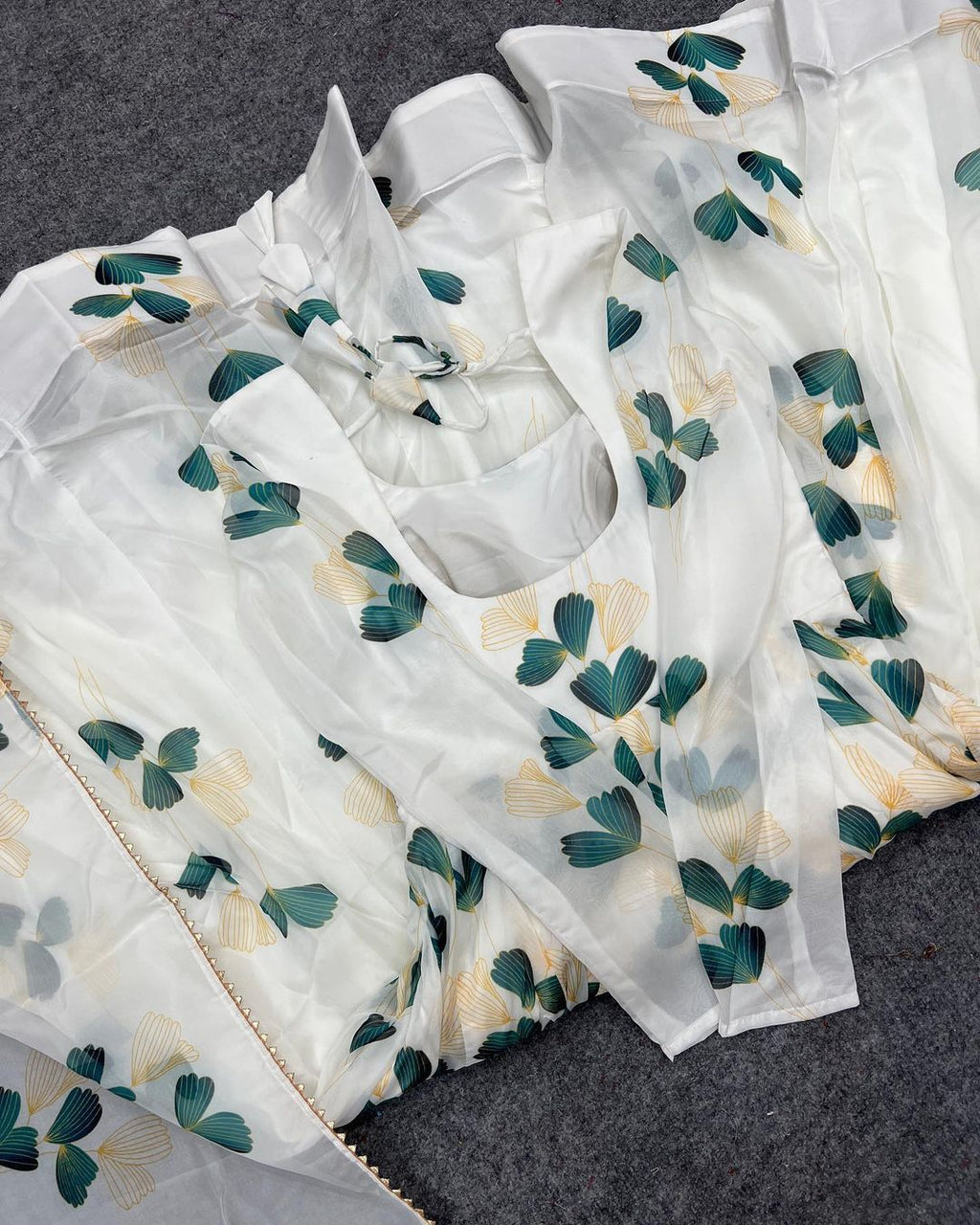 Mahira White Flair Organza Anarkali Suit Set