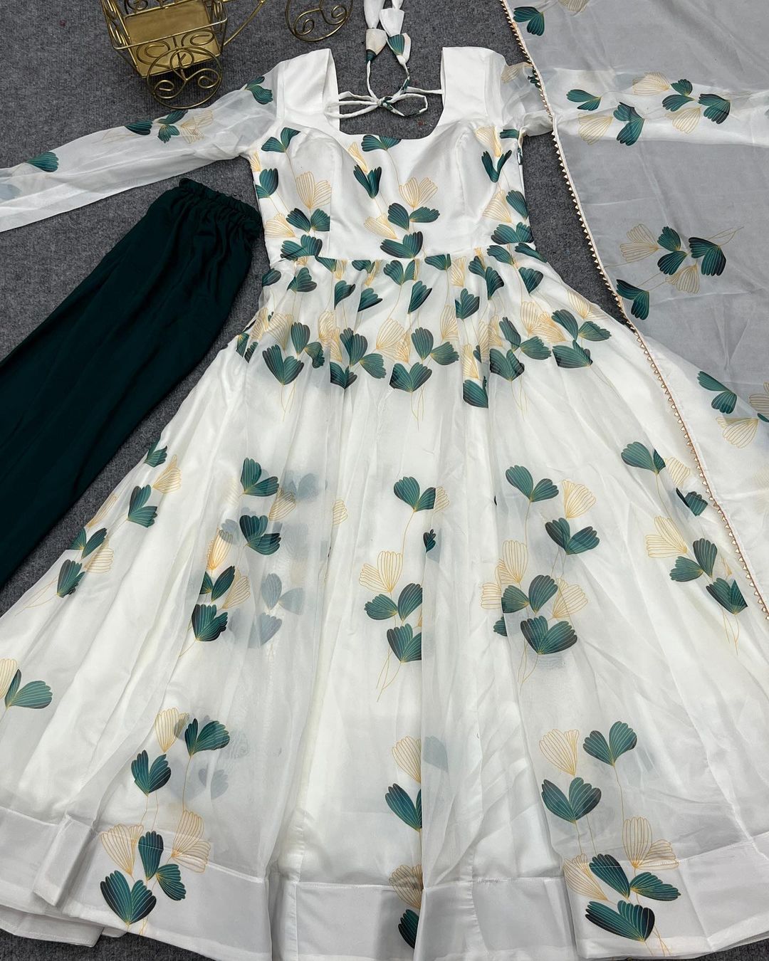 Mahira White Flair Organza Anarkali Suit Set