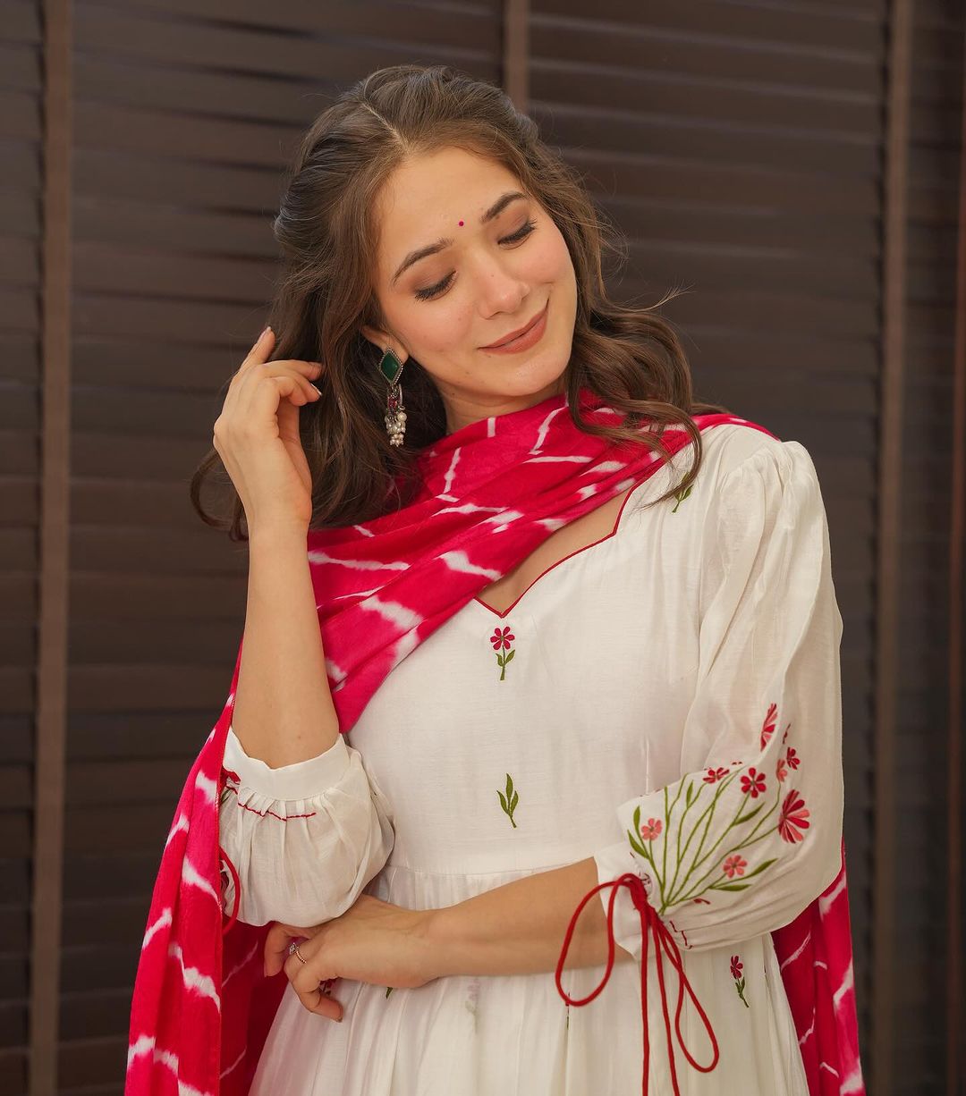 Navika White-Red Embroidered Georgette Anarkali Suit Set