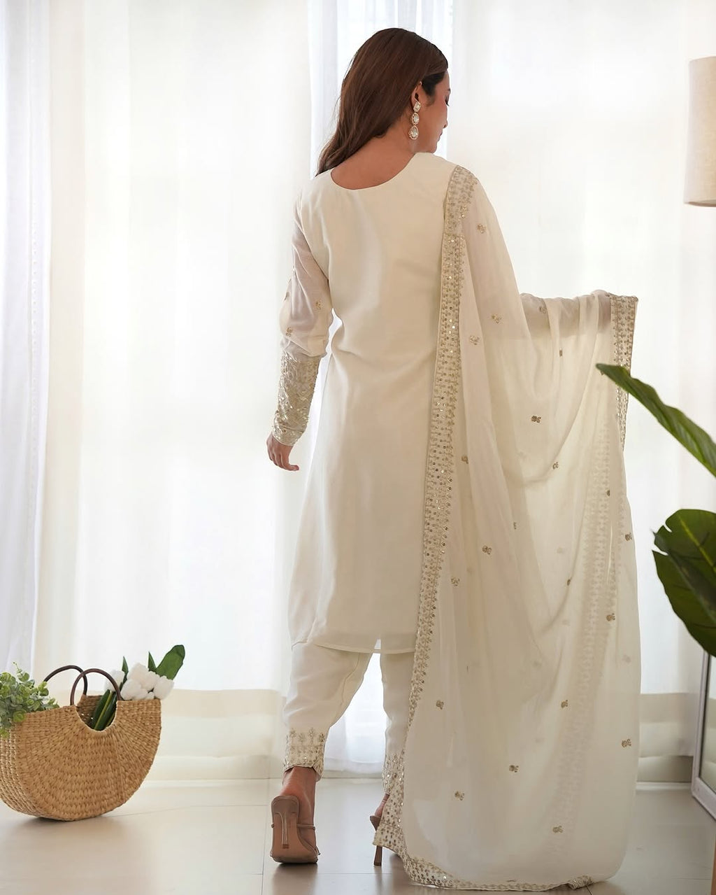 Pranavi White Pure Chinon Silk Kurta Suit Set With Dupatta