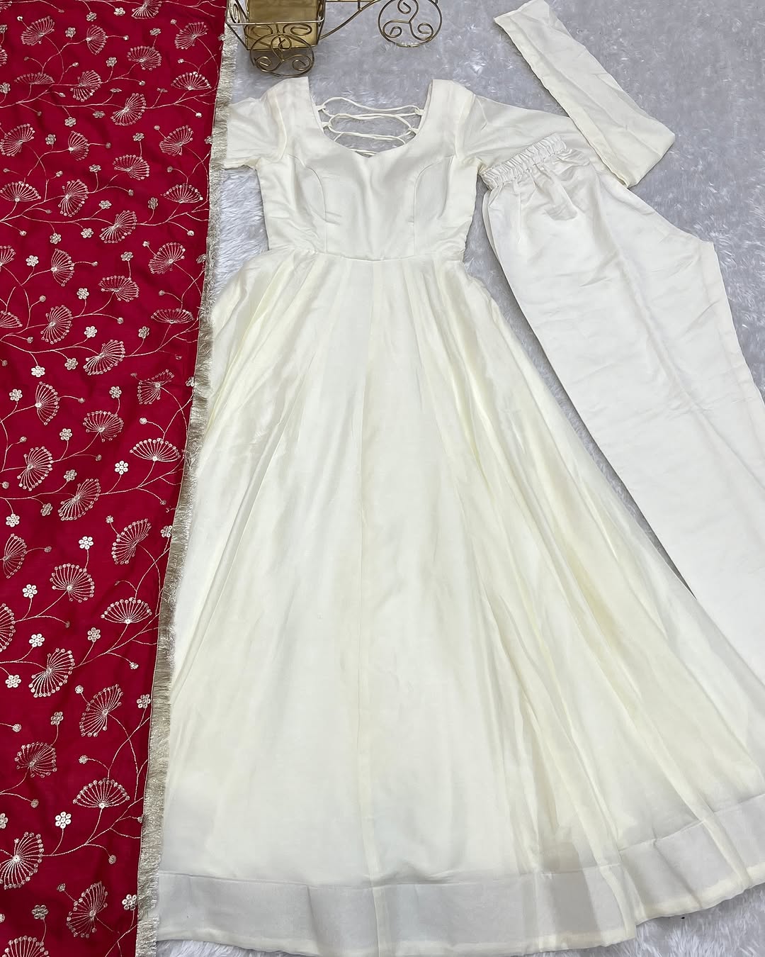 Saesha White Vichitra Silk Anarkali Gown Pink Dupatta Set