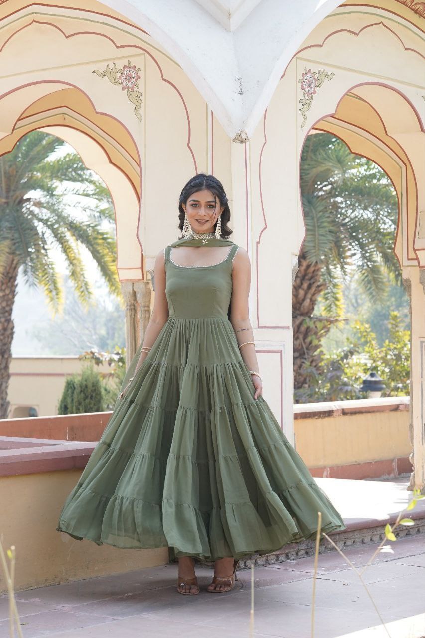 Manohari green georgette anarkali gown suit set
