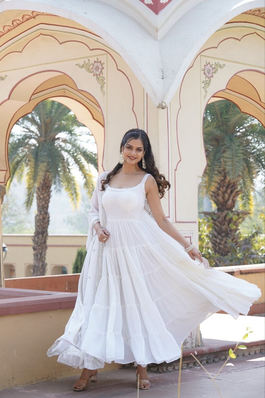 Manohari white georgette anarkali gown suit set