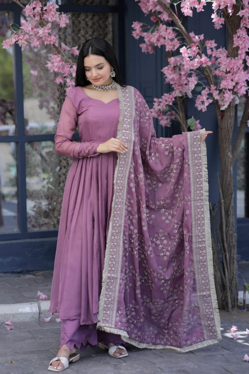 Swarna pink tebby silk anarkali suit set