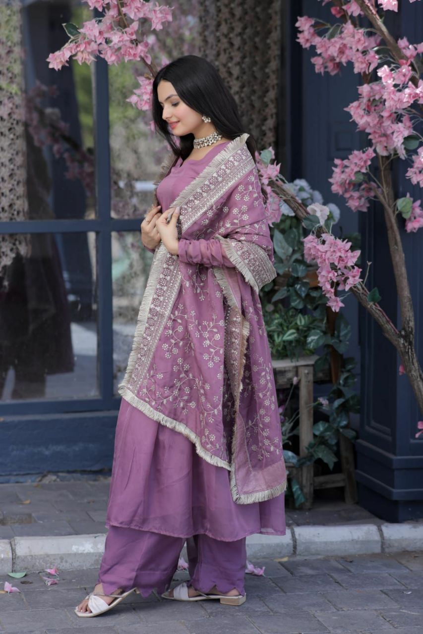 Swarna Pink Tebby Silk Anarkali Suit Set