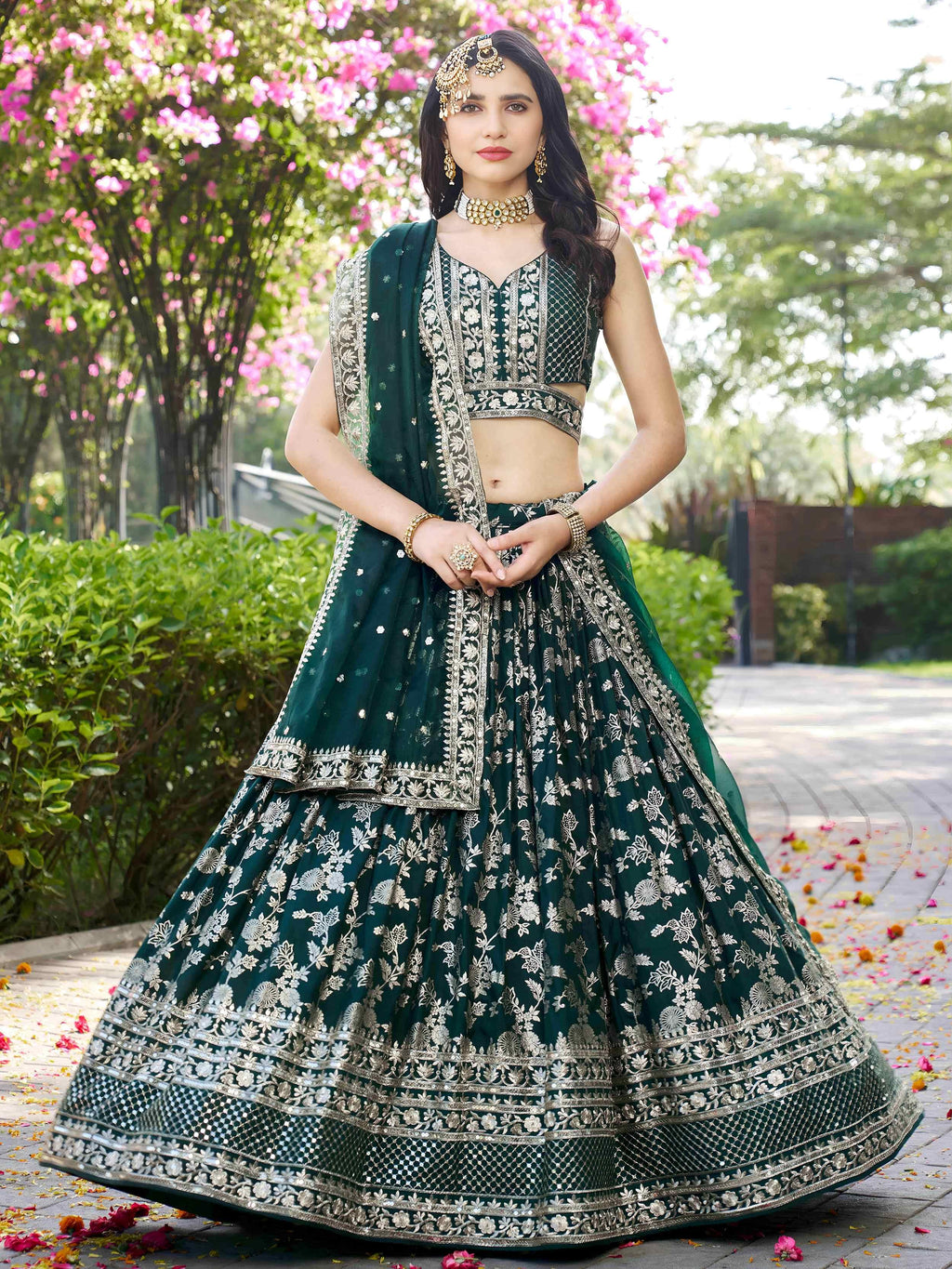 Emerald green Dola silk jacquard embroidered lehenga choli with dupatta
