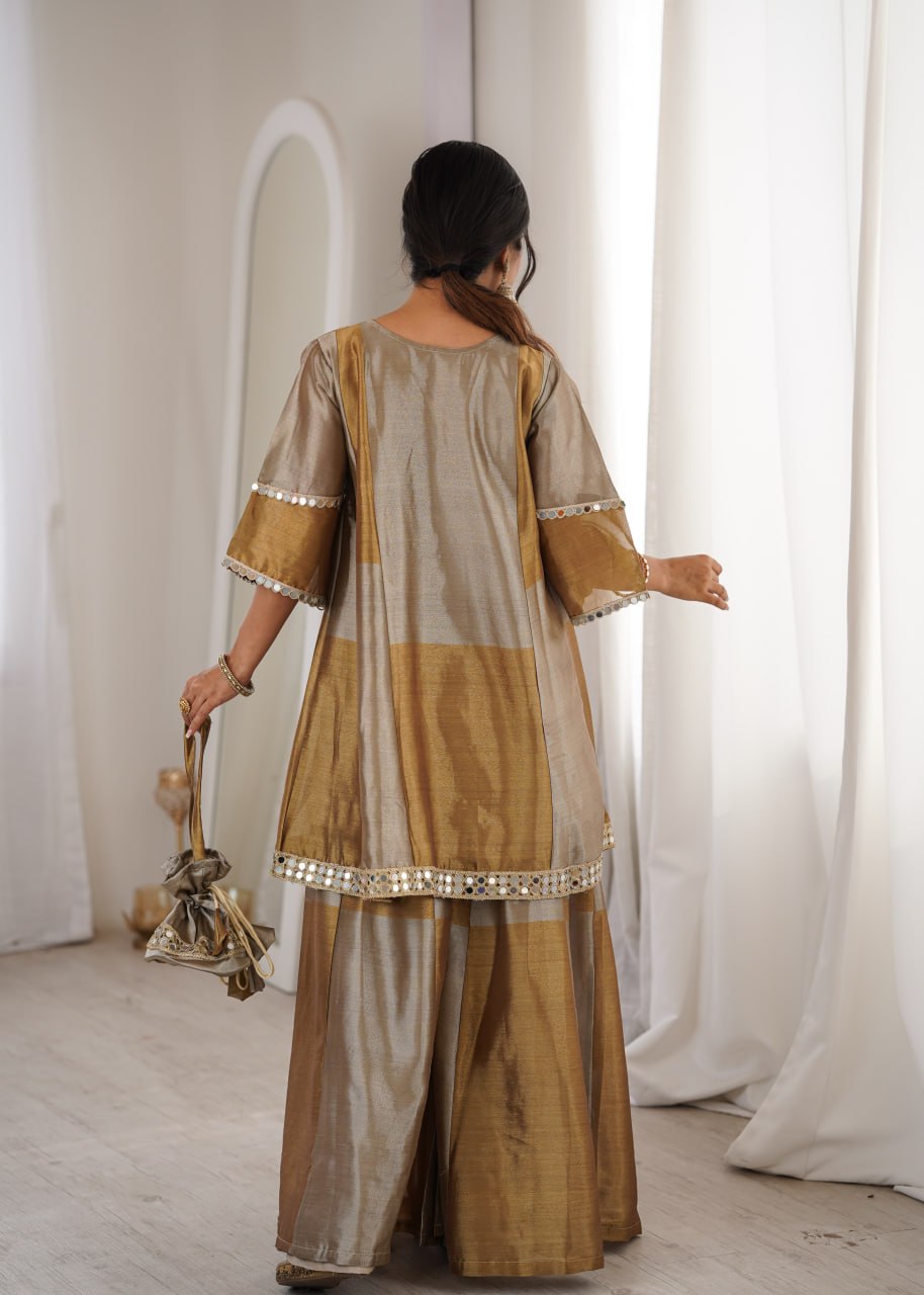 Manmohak Two-Tone Zari Shimmer Trending Mirror Work Top and Bottom Set With Batwa
