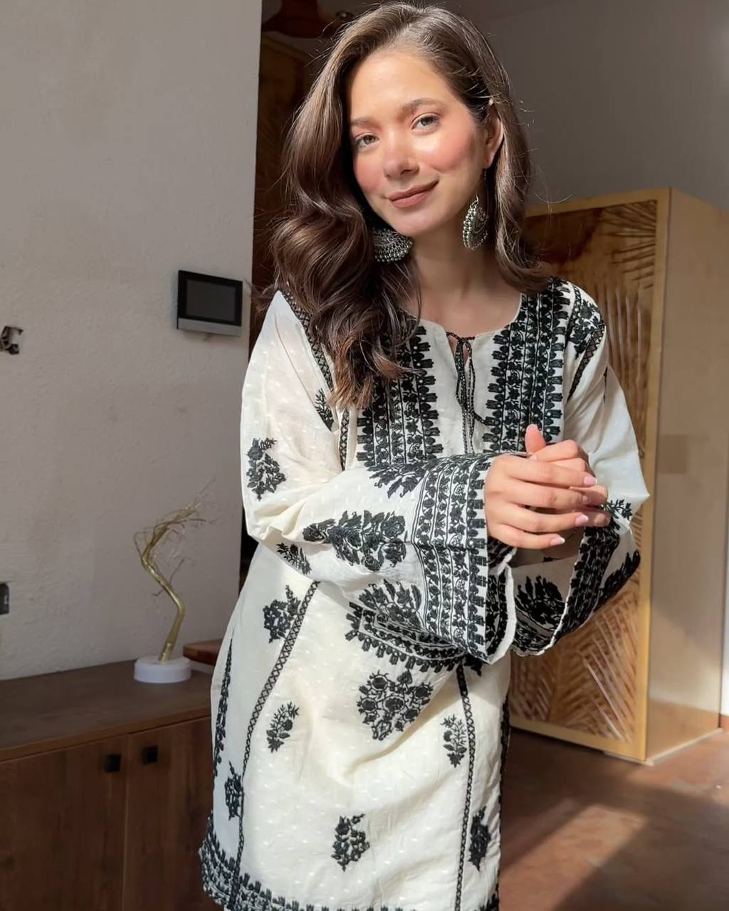 Ivory Noir Floral Embroidered Cotton Kurta with Statement Neckline, Bell Sleeves & Matching Palazzo Pants