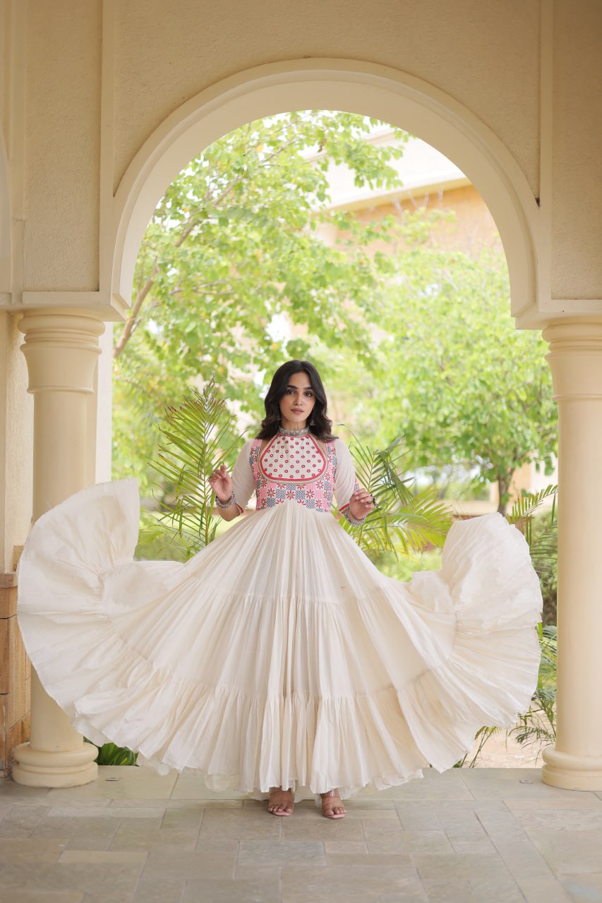 Navratri Noor Royal White Gown
