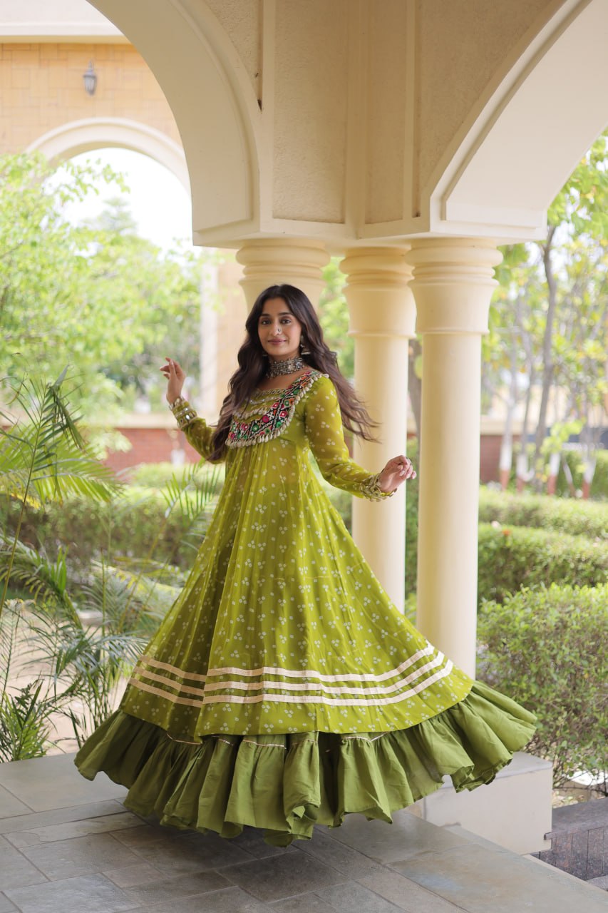 Eesha Green Kora Cotton Bandhni Lehenga & Kurti Set