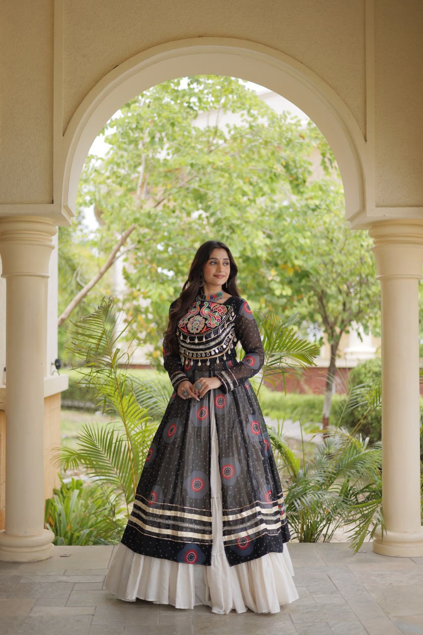 Kritika Black Kora Cotton Bandhani Lehenga & Kurti Set