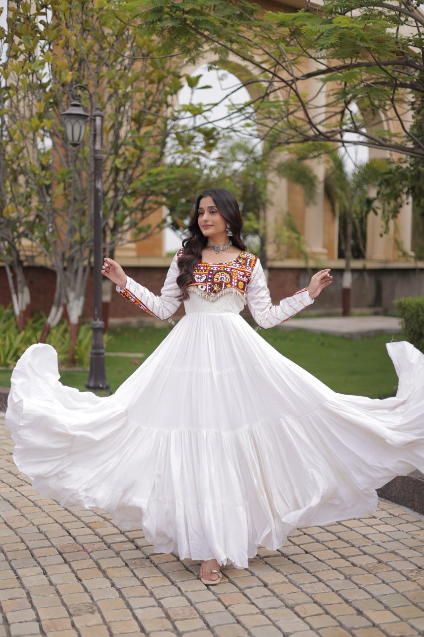Urvi White Reyon Mukaish Gamthi Embroidered Gown