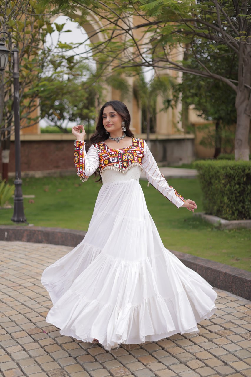 Urvi White Reyon Mukaish Gamthi Embroidered Gown