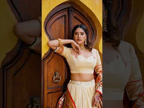 Shubhangi cream zari weaving work silk paithani lehenga choli set