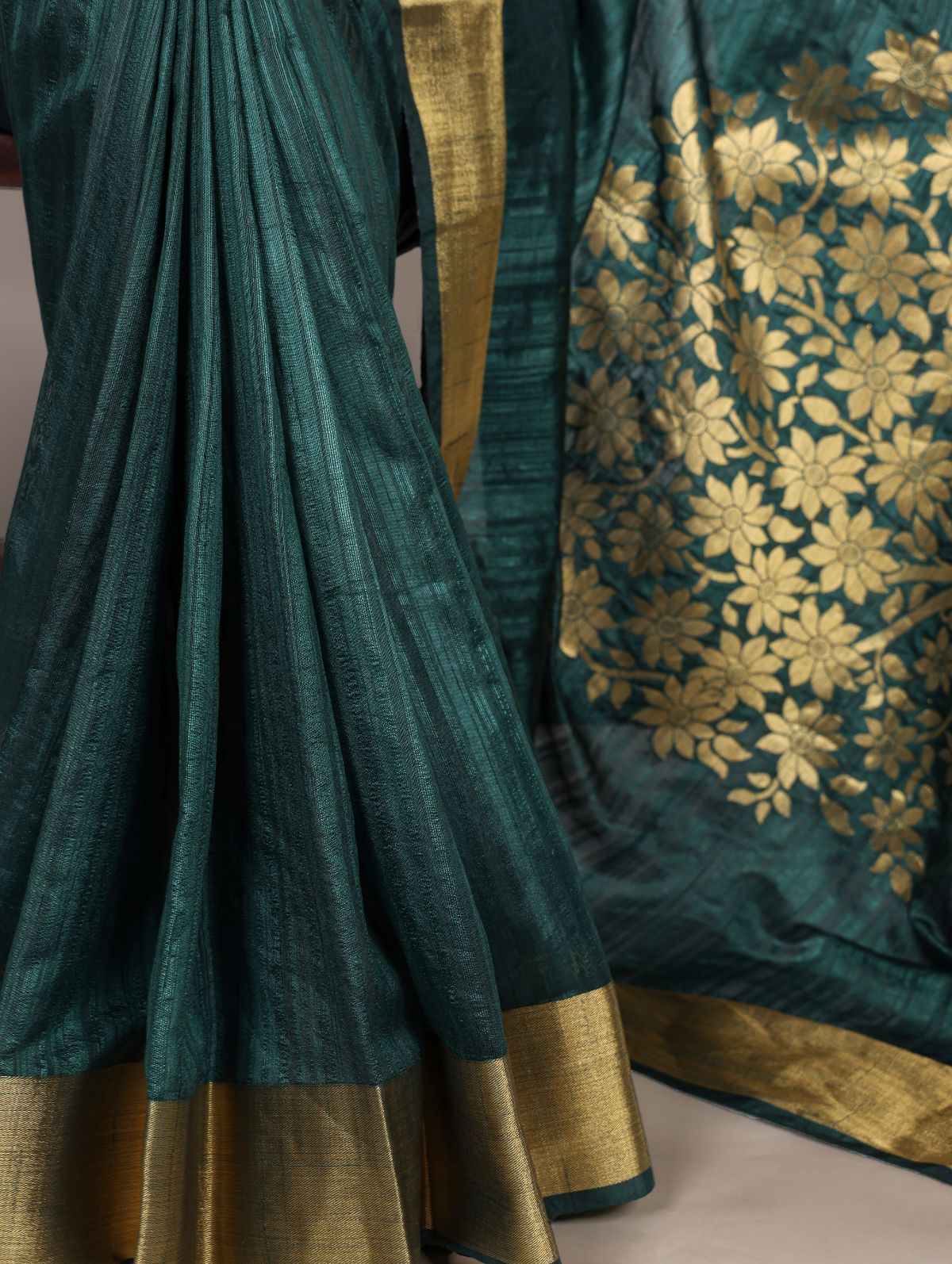 Green Color Raw Silk Zari Weaving Saree with Unstitched Blouse