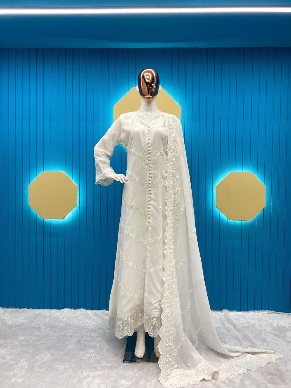 Prabhavati White Muslin Embroidered Kurti Set