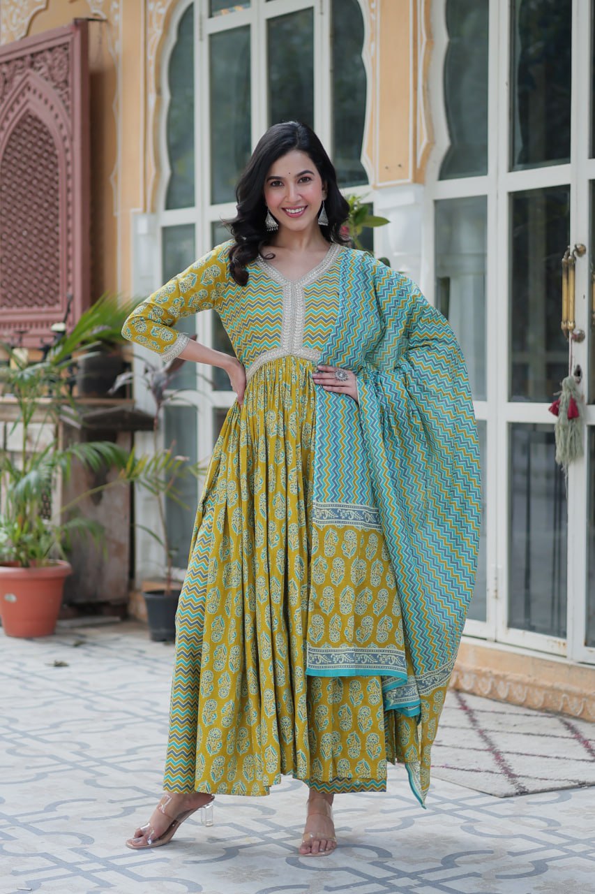 Green printed pure cotton kurti set for women, breathable cotton kurti with pant and dupatta, stylish daily wear kurta set, Indian cotton ethnic wear for summer, comfortable office wear kurti set, trendy green cotton kurti pant combo, soft printed cotton suit set for women, pure cotton kurti set for casual and festive use.