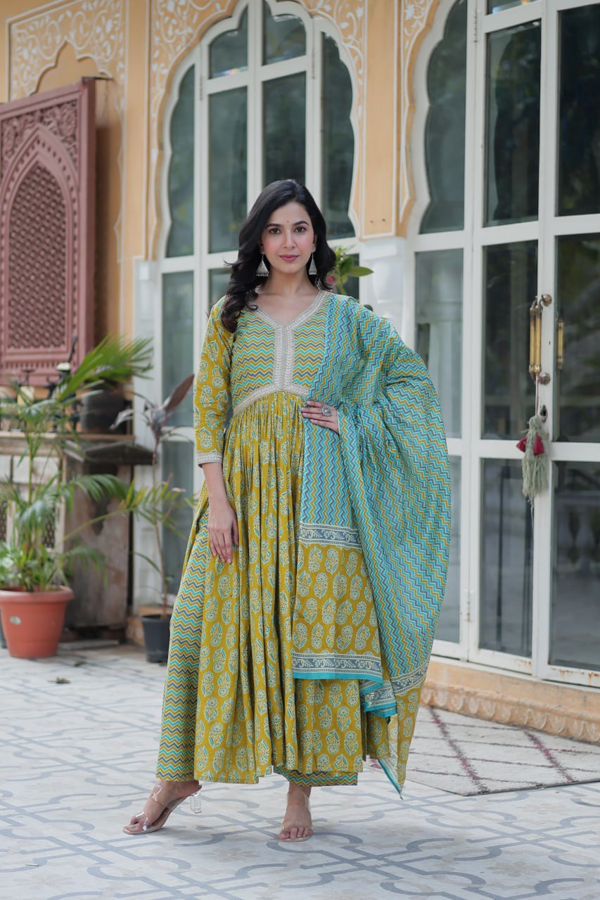 Green printed pure cotton kurti set for women, breathable cotton kurti with pant and dupatta, stylish daily wear kurta set, Indian cotton ethnic wear for summer, comfortable office wear kurti set, trendy green cotton kurti pant combo, soft printed cotton suit set for women, pure cotton kurti set for casual and festive use.