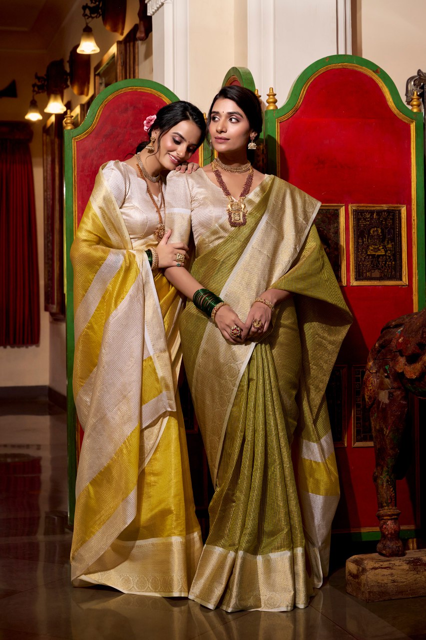 Green Jacquard Chex Saree with Zari Weaving Work Blouse