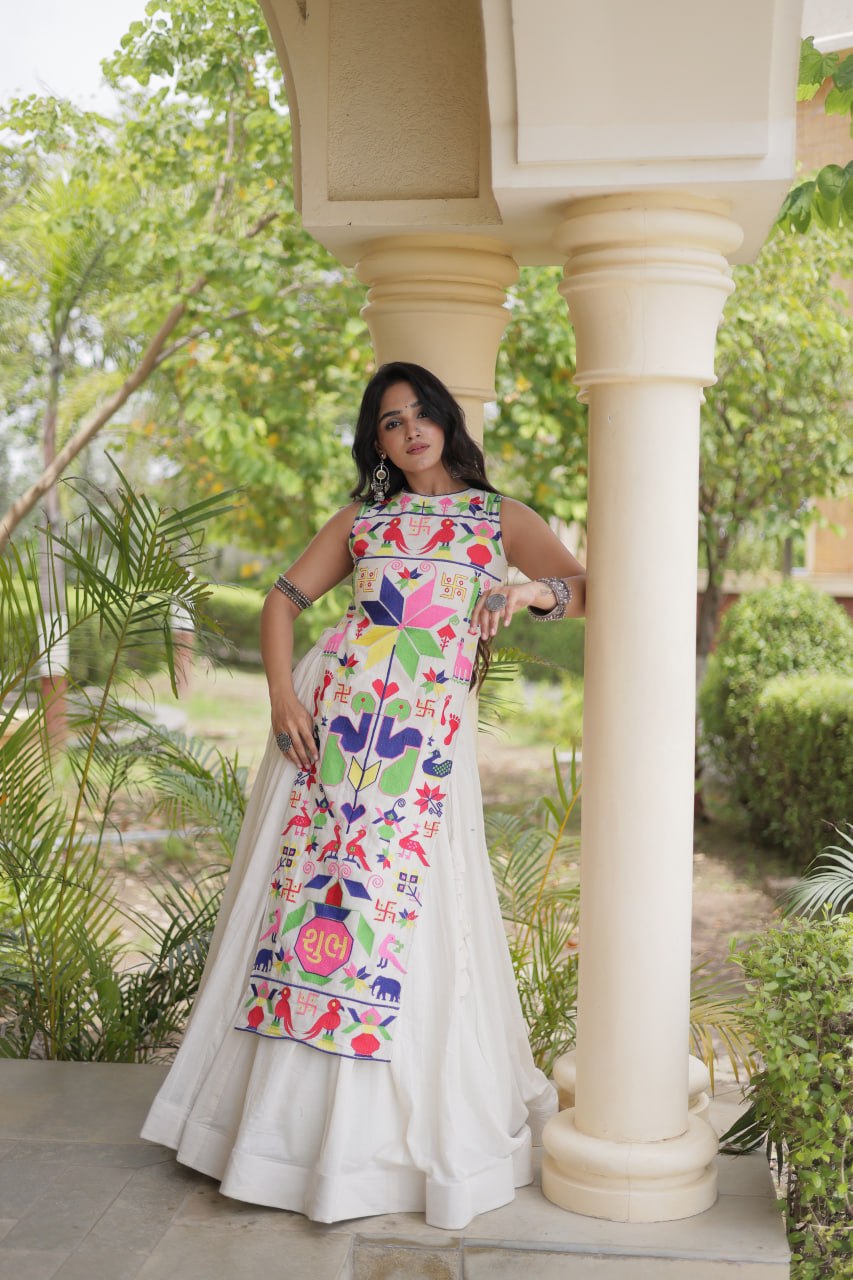 Ekta White Cora Cotton Gamthi Embroidered Lehenga Choli