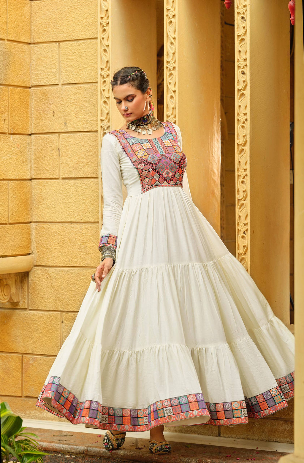 Off-White Pure Rayon Gamthi Jacquard Weaving Lace Border Three Layer Ruffle Flair Gown