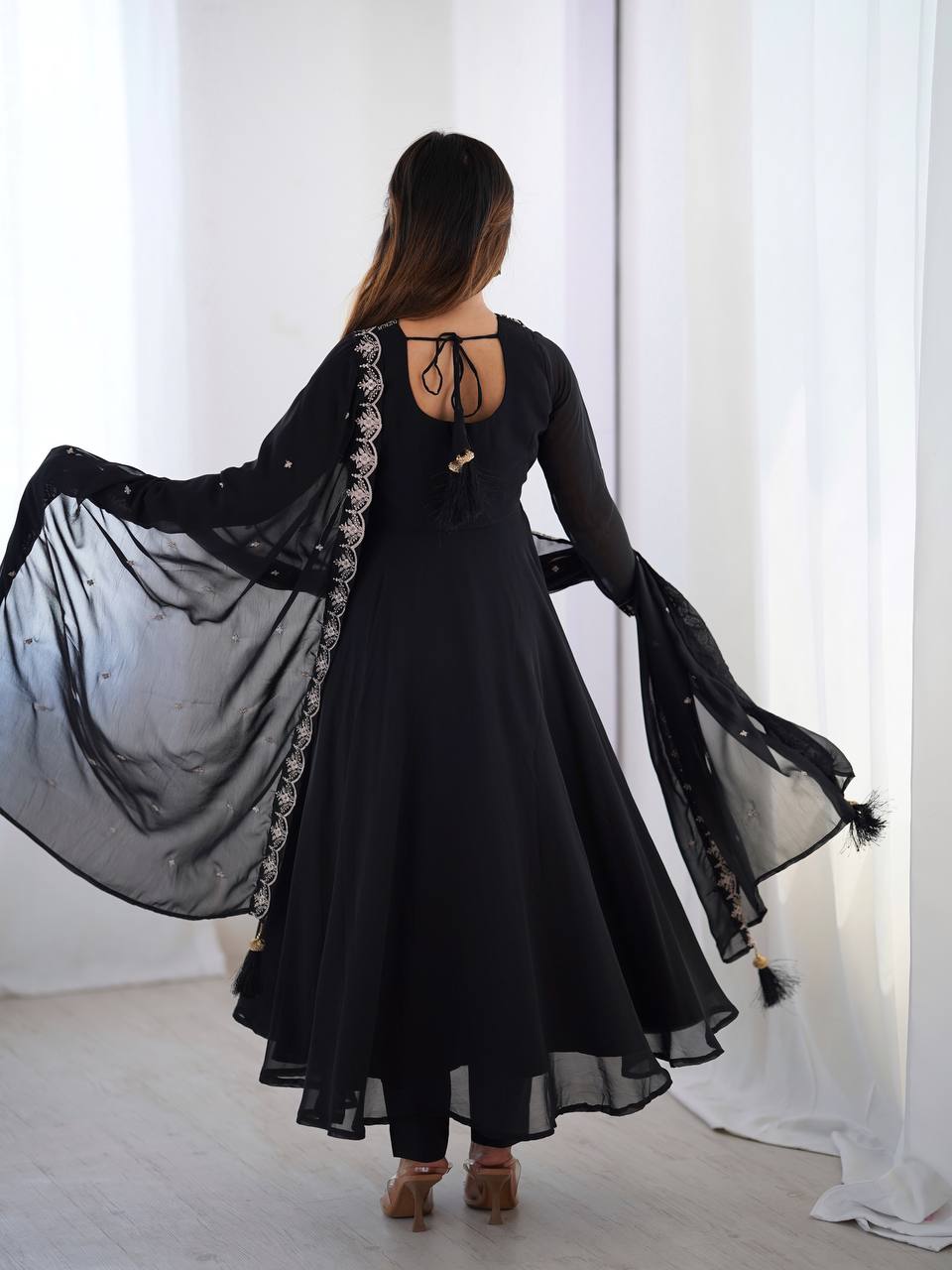black Anarkali suit in soft Fox Georgette with 6.5-meter flair, beads & zari embroidery, lace sleeves & embroidered dupatta – stitched & ready-to-wear.