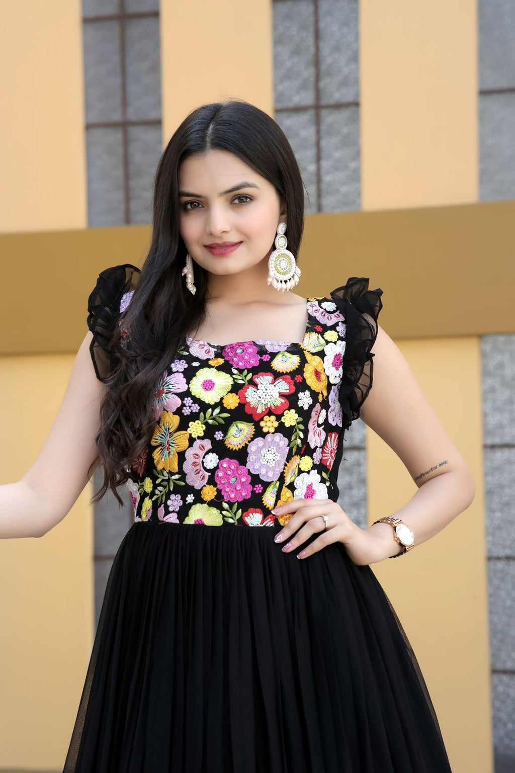 Glamorous Reverie: Sequin-Adorned Multi-thread Gown Delight