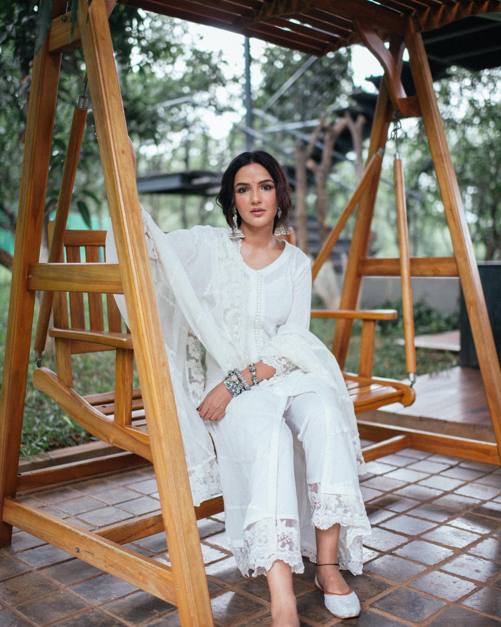 Prabhavati White Muslin Embroidered Kurti Set