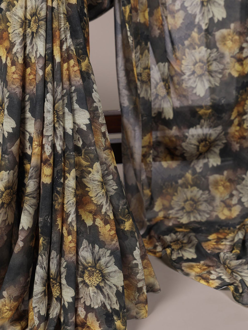 Mehendi Green Color Weightless Marble Floral Print Saree with Unstitched Blouse