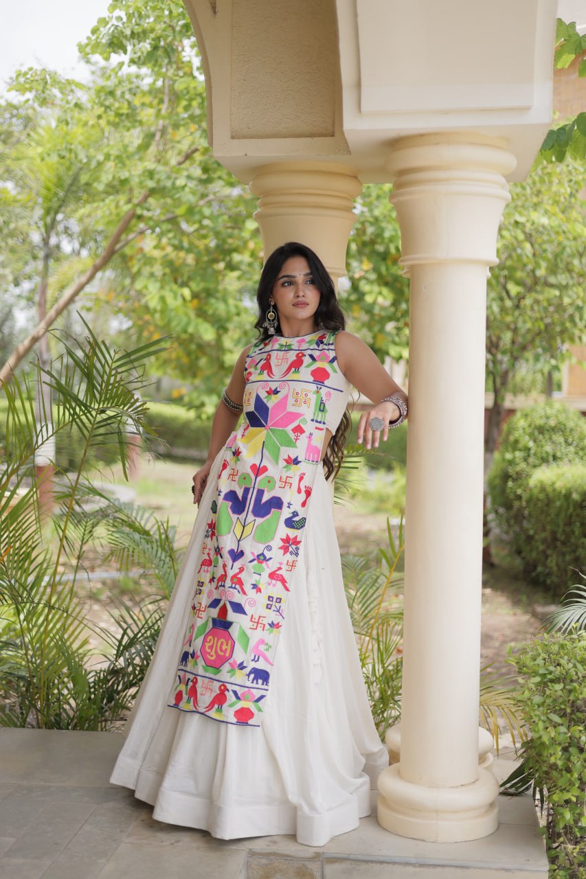 Ekta White Cora Cotton Gamthi Embroidered Lehenga Choli