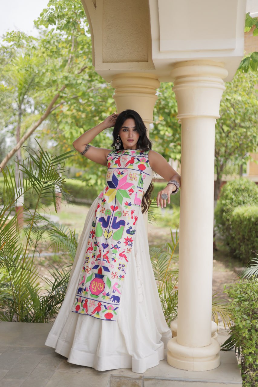 Ekta White Cora Cotton Gamthi Embroidered Lehenga Choli