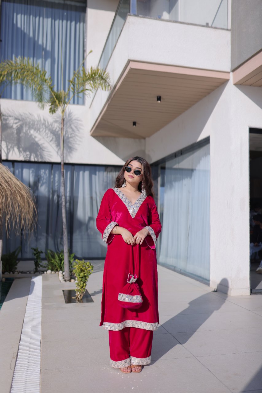 Elvya Rani Pink Velvet Zari Embroidered Mirror Work Kurti Set