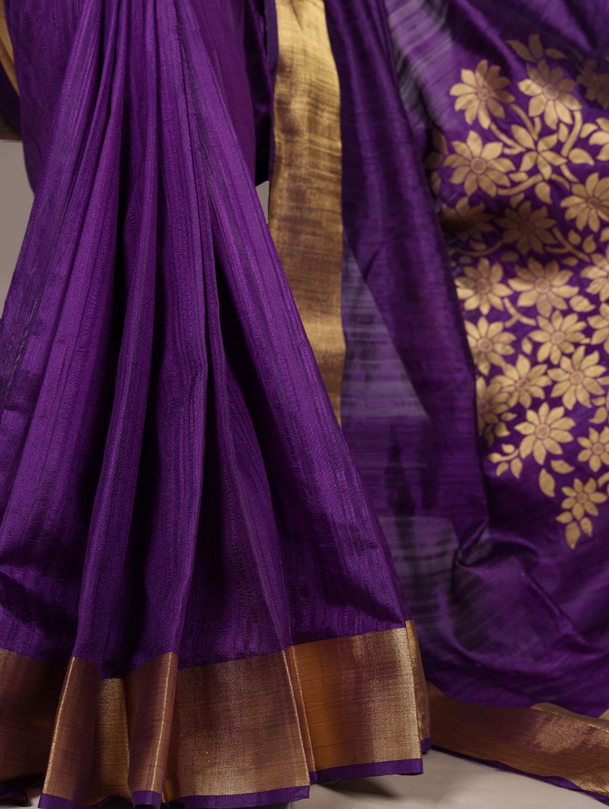 Purple Color Raw Silk Zari Weaving Saree with Unstitched Blouse