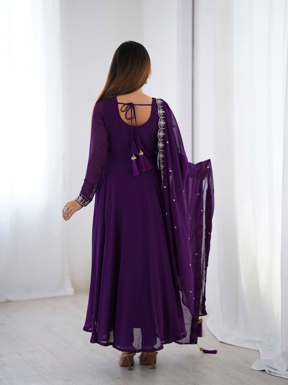 Purple Anarkali suit in soft Fox Georgette with 6.5-meter flair, zari & beads embroidery, lace sleeves & dupatta – stitched & ready-to-wear.