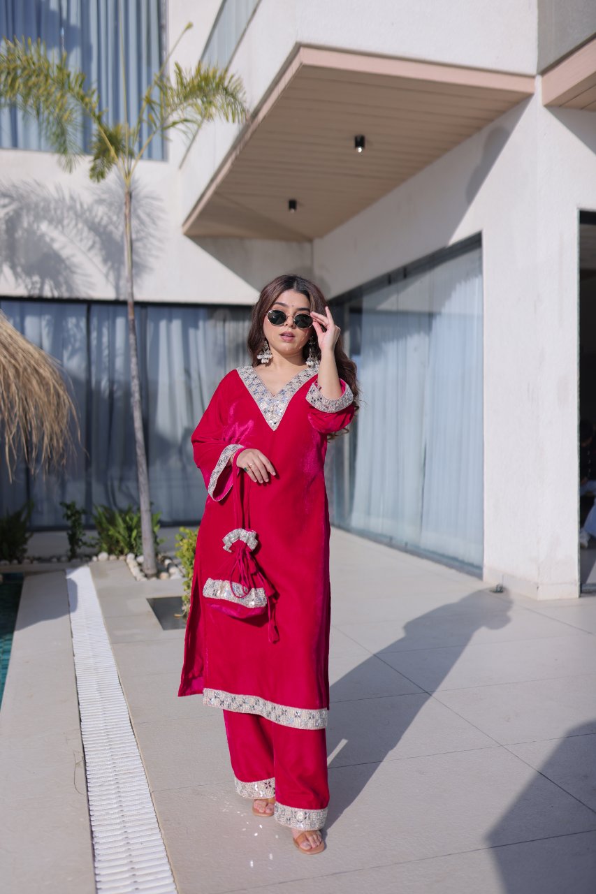 Elvya Rani Pink Velvet Zari Embroidered Mirror Work Kurti Set