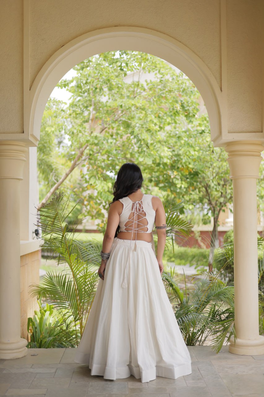 Ekta White Cora Cotton Gamthi Embroidered Lehenga Choli